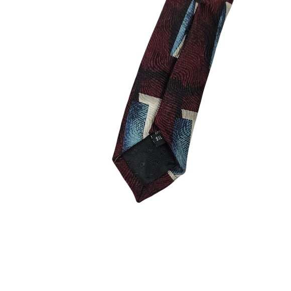 Chez Roffe New York Burgundy Geometric Pattern Silk Tie - Picture 7 of 7